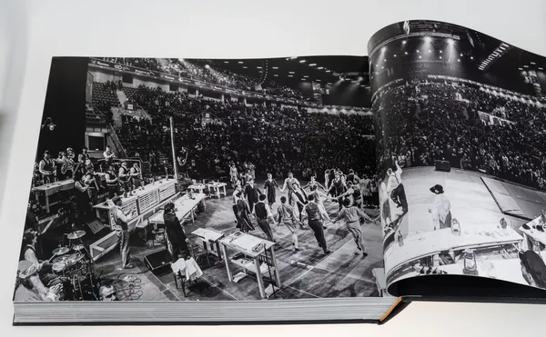 Double page intérieure — impression photo quadri